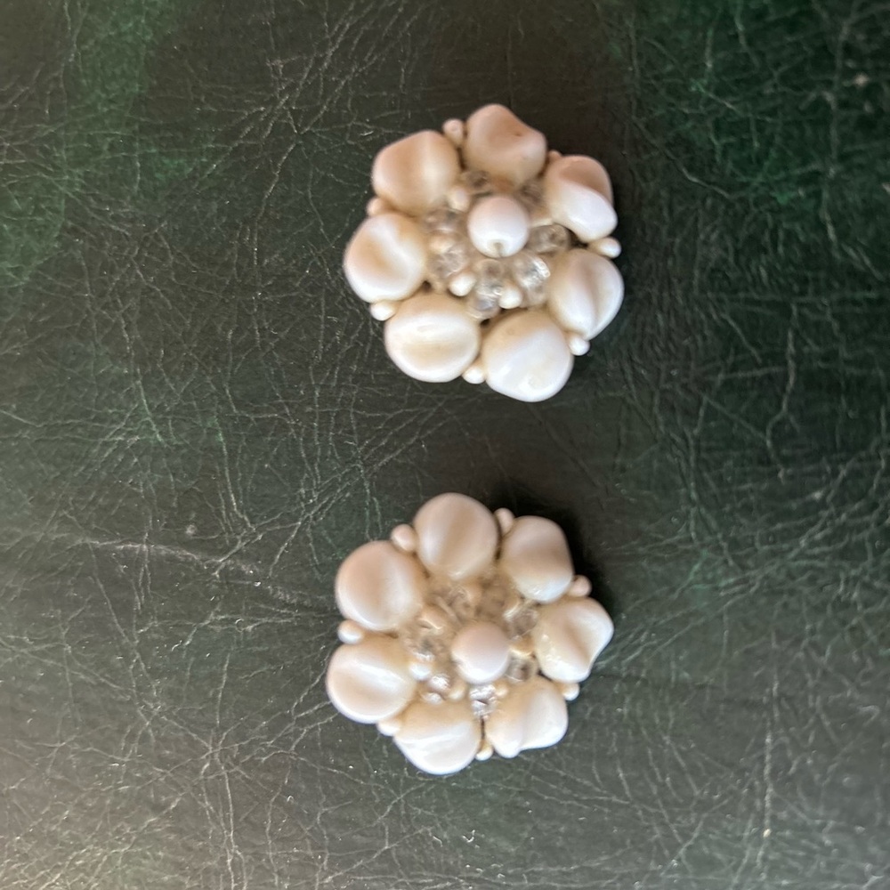 Elegant Cream Floral Earrings